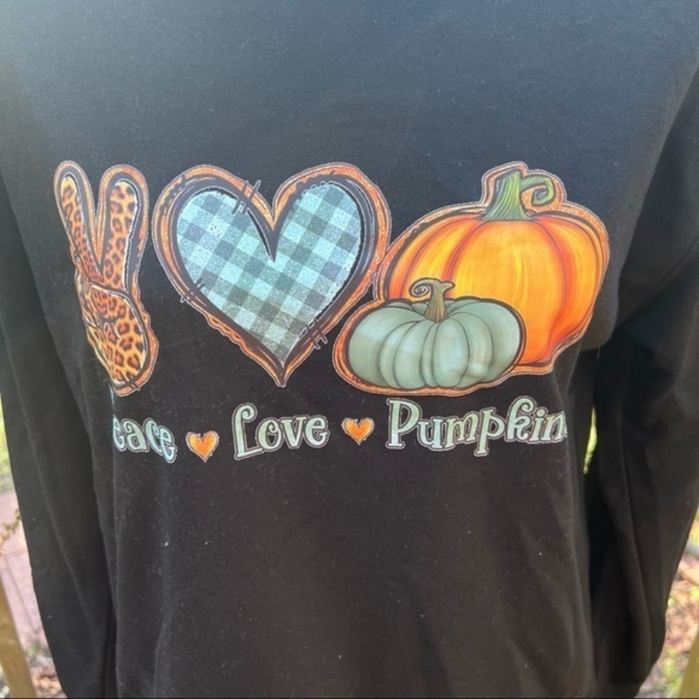 Peace love pumpkin graphic print sweatshirt - Picture 11 of 12